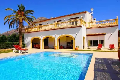 Image de ***Javea Villa*** 5 Bedrooms | Private Pool | Free A\/C | Free WiFi | Bbq | Pool Table