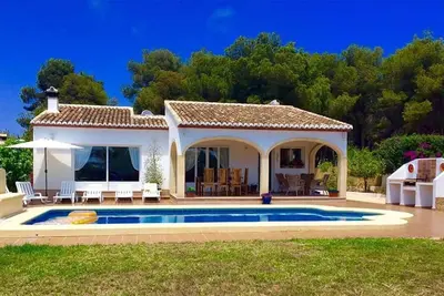 Image de ***Javea Villa*** 3 Bedrooms | Private Pool | Free A/C | Free Wifi | Bbq