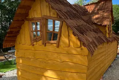 Image de Cabane enchantée avec piscine partagée et Kota grill en option