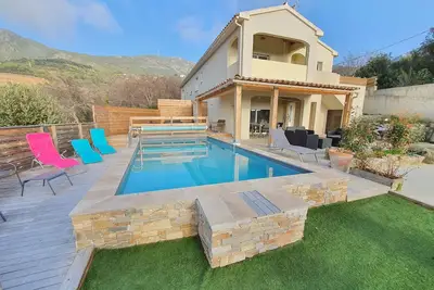 Image de T3 Piscine avec jardin Proche St-Florent