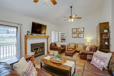 Image de Townhome Steps away from the Chair Lift