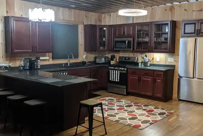 Image de New house near Lake Erie with easy access to the Islands.