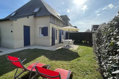 Image de “La poop” House Dives sur mer/Cabourg 6 pers. Sea access - swimming pool on foot