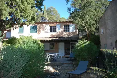 Image de Gigaro - beau jardin et plage à pied