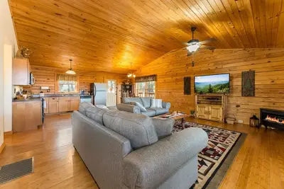 Image de Bearadise Log Cabin | 2 Bed, 2 Bath