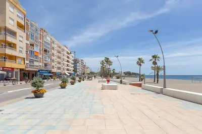 Image de Enjoy Estepona at our Fully equipped 2br Town House \/ Beach- 1min