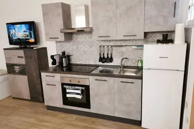 Image de Large Studio which is 5 minutes from the tourist port La Marina di Scarlino
