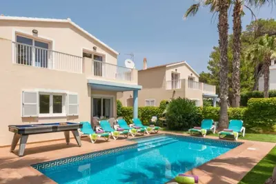 Image de Villa Tranquila con piscina privada