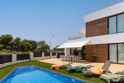 Image de Luxurious & Comfy by Fidalsa