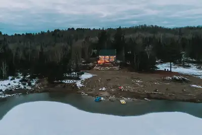 Image de Chalet De Papa [Hot Tub & Perfect Ski Cottage]