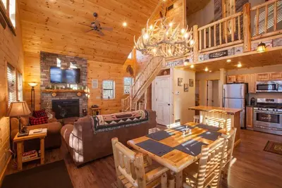 Image de Beautiful Adk Getaway! Trail 4 and Lake Access! Weekly Discount Available