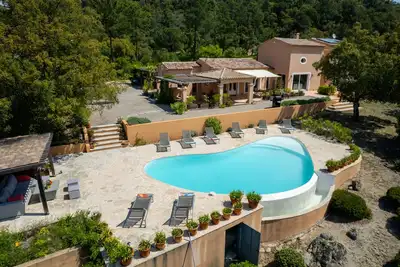 Image de Villa de charme, piscine privÄ—e, Ă 10 minutes des plages du Golfe de St Tropez