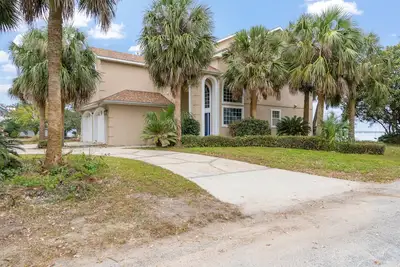 Image de Perdido Bay 4br Waterfront House With A Dock And White Sands In The Backyard!