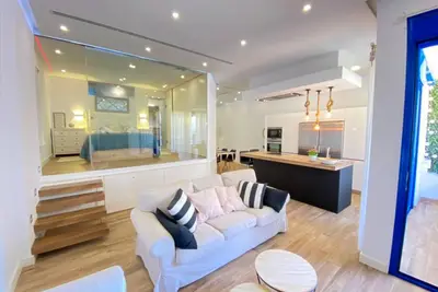 Image de Appartement \"Castillo Bajo\" avec vue sur mer, balcon et Wi-Fi.