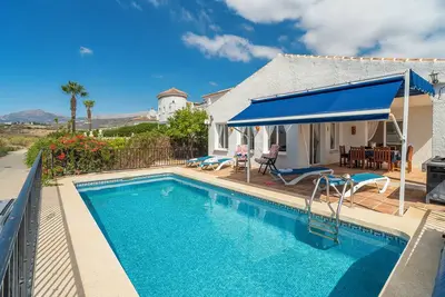 Image de Villa Mariposa (2 ch. ) vue sur le lac, avec piscine, Wi-Fi & jardin