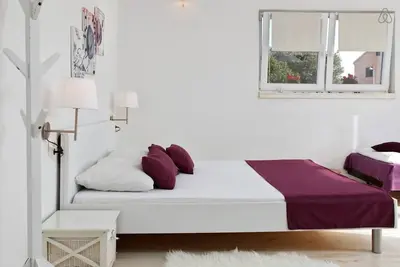 Image de Summer holiday No. 1 studio apartm. - 2 min walk to the beach, free:Wi-Fi, parking