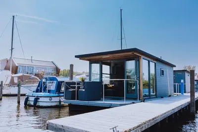 Image de Lodge au port vue sur Uitgeestermeer