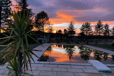 Image de Pour les amoureux de la nature, charmant gîte, jardin piscine à proximité d'Uzès