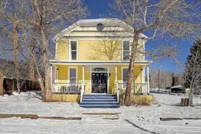 Image de Charles Historic Hotel • Lake Retreat • Fast Wifi