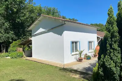 Image de Charming and Fully Refurbished 2 Bedroom Gite on the Charente\/Dordogne Border
