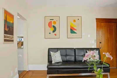 Image de Berkeley's Best Home & Neighborhood Walk to Uc
