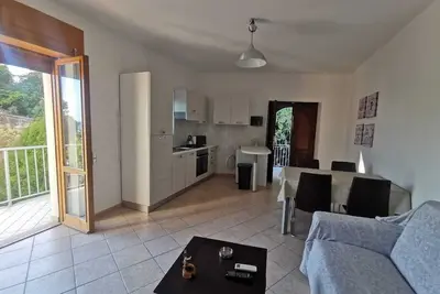 Image de Modern apartment by the sea in Scalea Cs