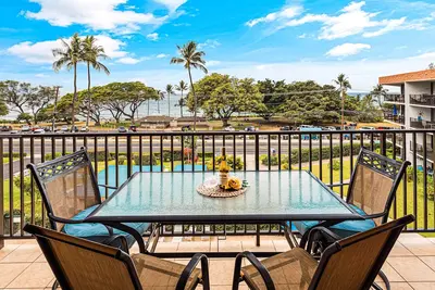 Image de Ocean & West Maui mountain views, steps from beach