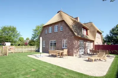 Image de Ohl Dörp 55b, Whg. 2 - House half in Wrixum under thatched roof with 4 rooms and 140