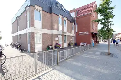 Image de Sandwall 11a, Whg. 3 \"gästehaus Gorch Fock\" - Ferienwohnung mit 2- Zimmern auf ca. 42m² mit Direktem
