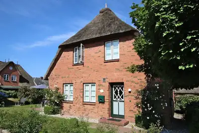 Image de Ohl Dörp 49, No. 3 - House half in Wrixum under thatched roof with 3 rooms and 90