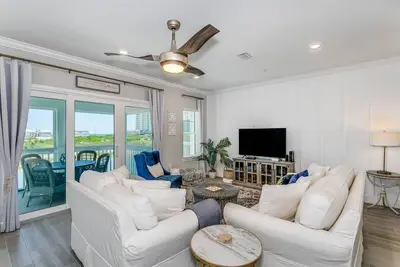 Image de Premium Pet Friendly Townhouse at Lost Key Resort | Balcony w/Gulf Views | Beach Club |Pools