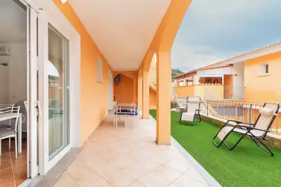 Image de Appartement 'Green Garden F1' avec jardin vue sur la mer & Wi-Fi