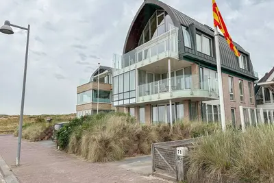 Image de Appartement avec balcon près de la mer