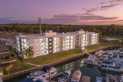 Image de The Chic Marina Escape