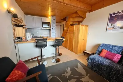 Image de Joli T3 ensoleillé, proche centre, avec balcon, parking et casier à ski
