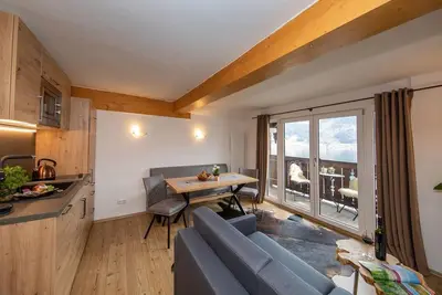 Image de Apartment/flat, shower and bathtub, lake view - Haus Ditzer - 'Villa
