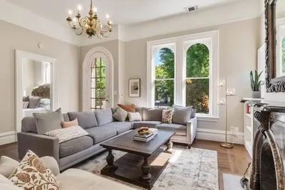 Image de Historic Downtown Sacramento Victorian