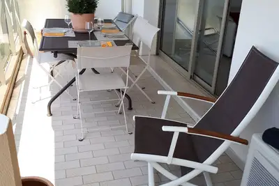 Image de Bel Appartement Climatisé Avec Piscine Vue Mer