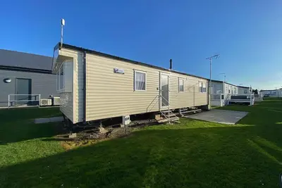 Image de Lovely 6 berth caravan at Seaview Holiday Park in Kent ref 47001d