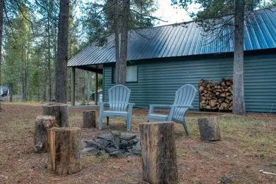 Image de Cozy Bear Cabin | Renovated | River | Ac | Swing