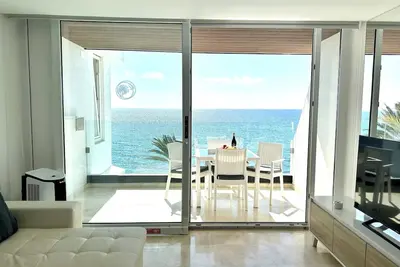 Image de Apartment with stunning sea views at the beach