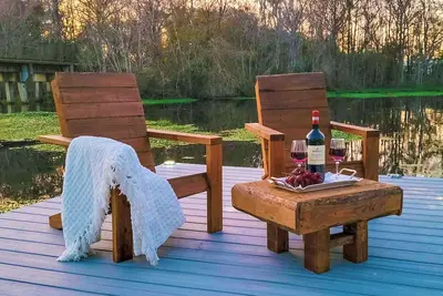 Image de The Kayakers Retreat, Waterfront, King Bed w/Waterviews, Kayaks & bikes Included