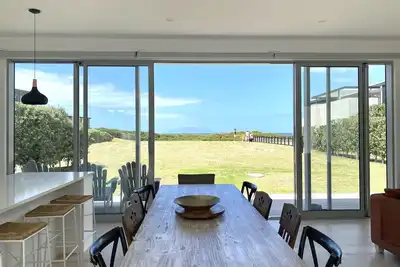 Image de Inquire for Reduced Pricing - Private Beachfront