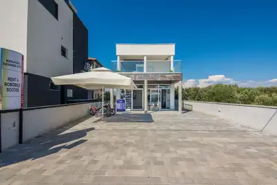 Image de Appartement de deux chambres avec air conditionné Vir (A-18520-b)