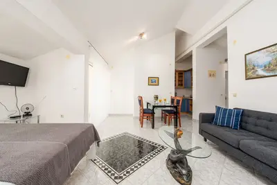 Image de Appartement d'une chambre prés de la plage Vir - Torovi - Vir - Pedinka, Vir (A-18587-b)