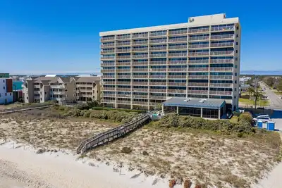 Image de Pelican Watch 901 - Bullard Realty