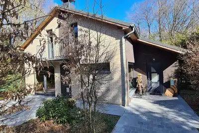 Image de Proche Durbuy maison de vacances pouvant accueillir 8 pax avec espace bien-être
