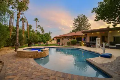 Image de Luxury 4br Oasis with Private Pool & Spa
