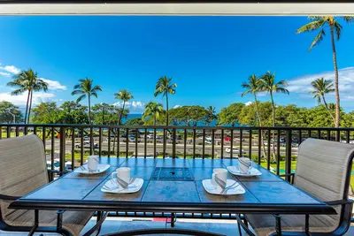 Image de Maui Parkshore #412 Ocean View in the Heart of Kihei, Walk to Kamaole Beach