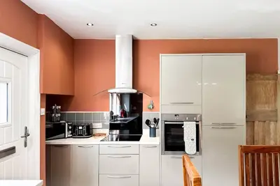 Image de Spacious Townhouse ✹Offers On Long Bookings ✹Business or Contractors✹